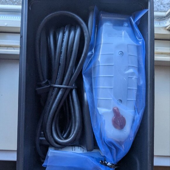 Andis 04603 Professional Outliner ll Square Blade Beard Trimmer - Blade Zero Gap - Picture 4 of 6